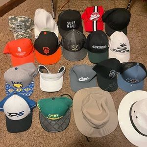 Lot of 19 Hats